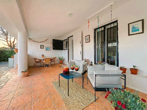 4-bedroom Country House In Fortuna, Spain (180 M²)