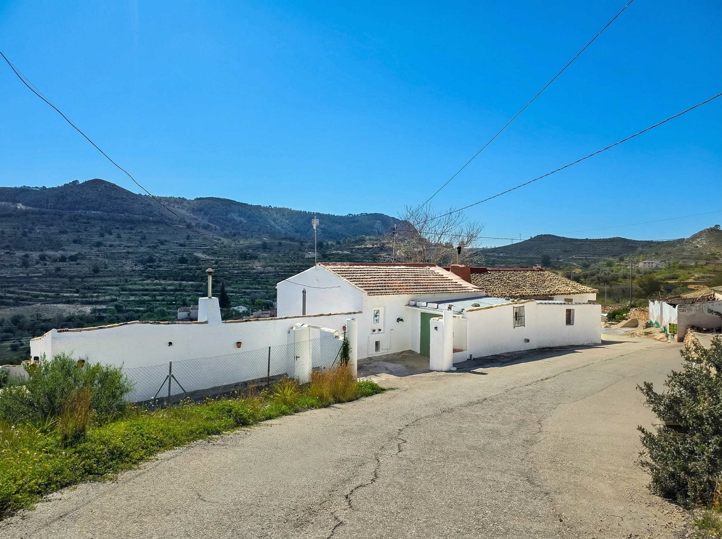 4-bedroom Country House In Fortuna, Spain (180 M²)