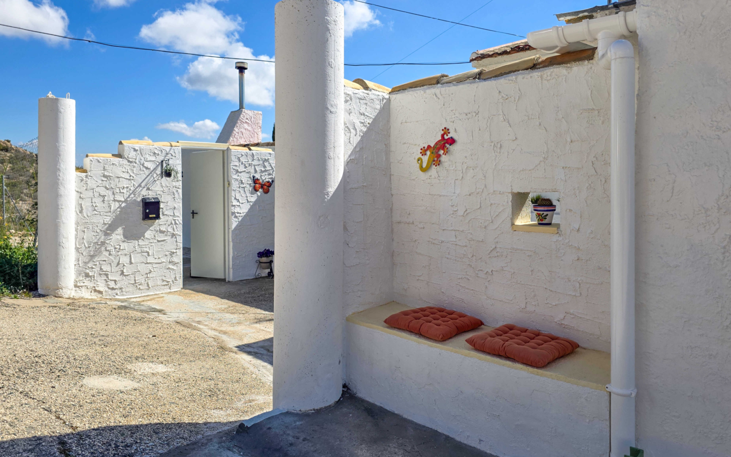 4-bedroom Country House In Fortuna, Spain (180 M²)