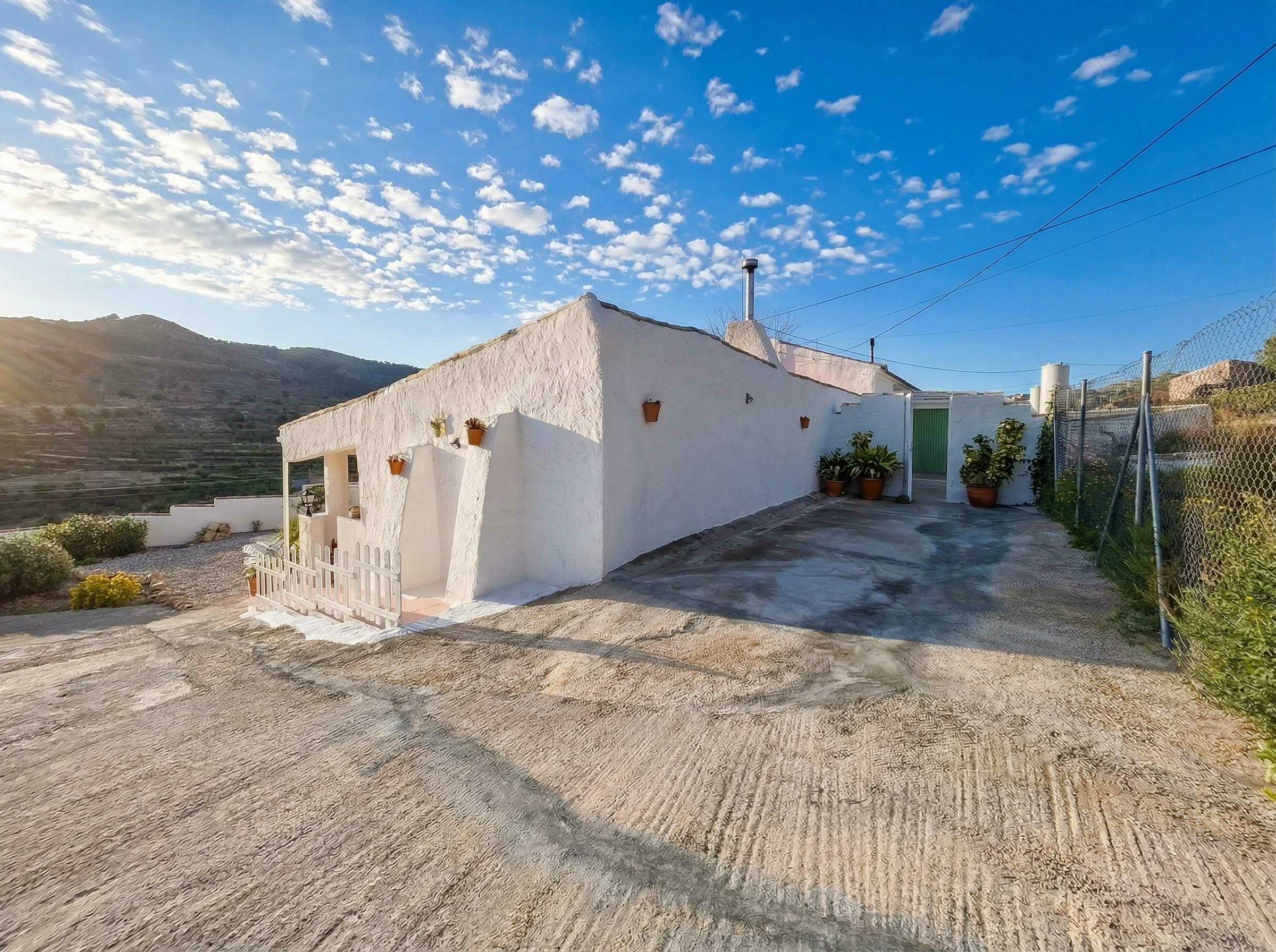 4-bedroom Country House In Fortuna, Spain (180 M²)