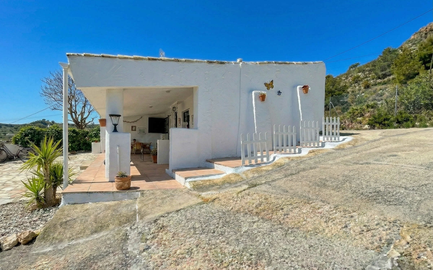 4-bedroom Country House In Fortuna, Spain (180 M²)