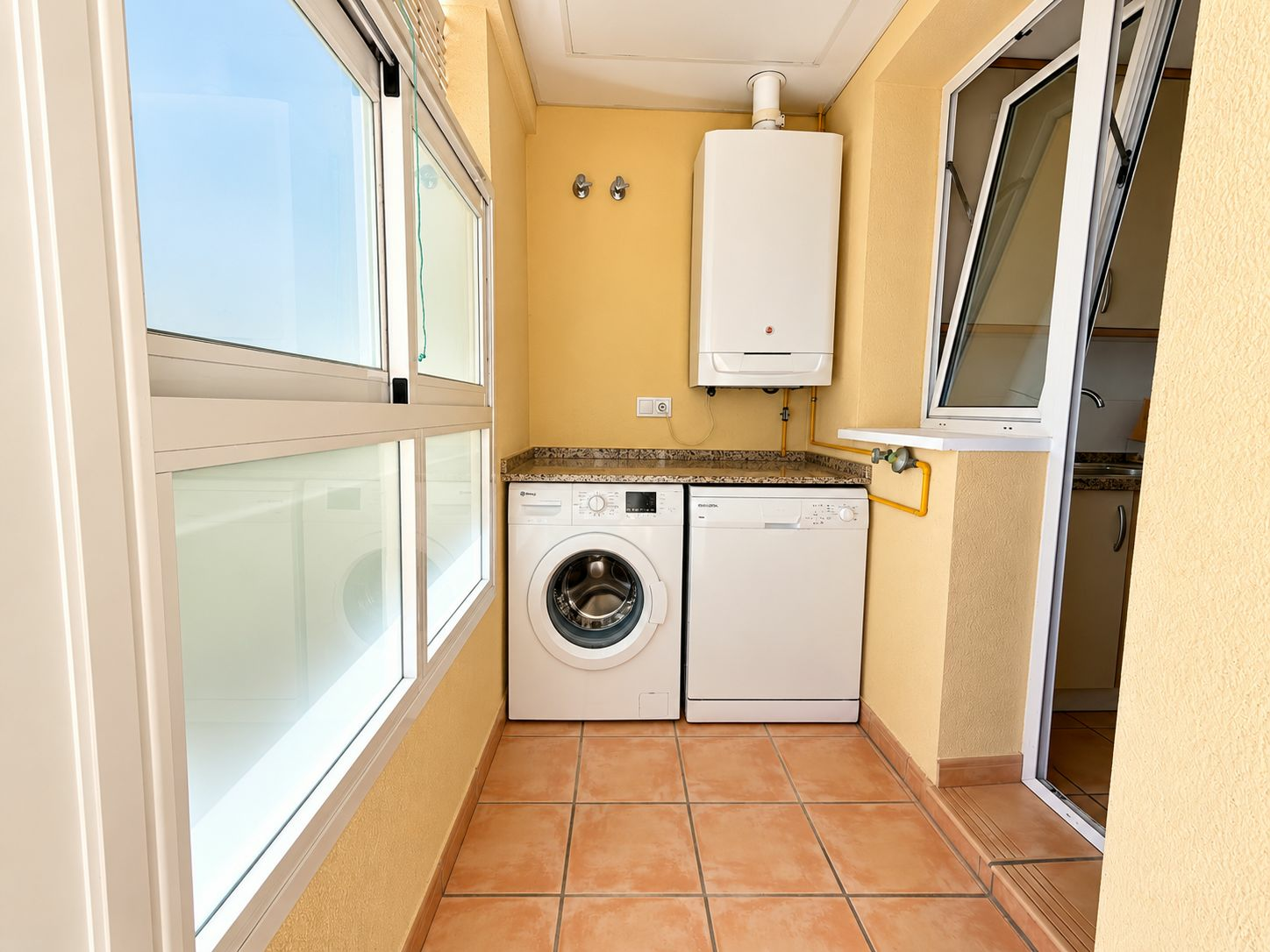 2-bedroom Apartment In Jávea, Spain (100 M²)