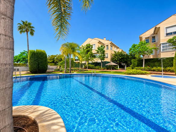 2-bedroom Apartment In Jávea, Spain (100 M²)