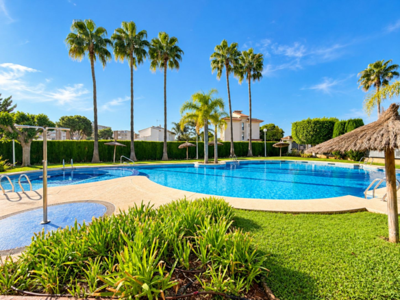 2-bedroom Apartment In Jávea, Spain (100 M²)