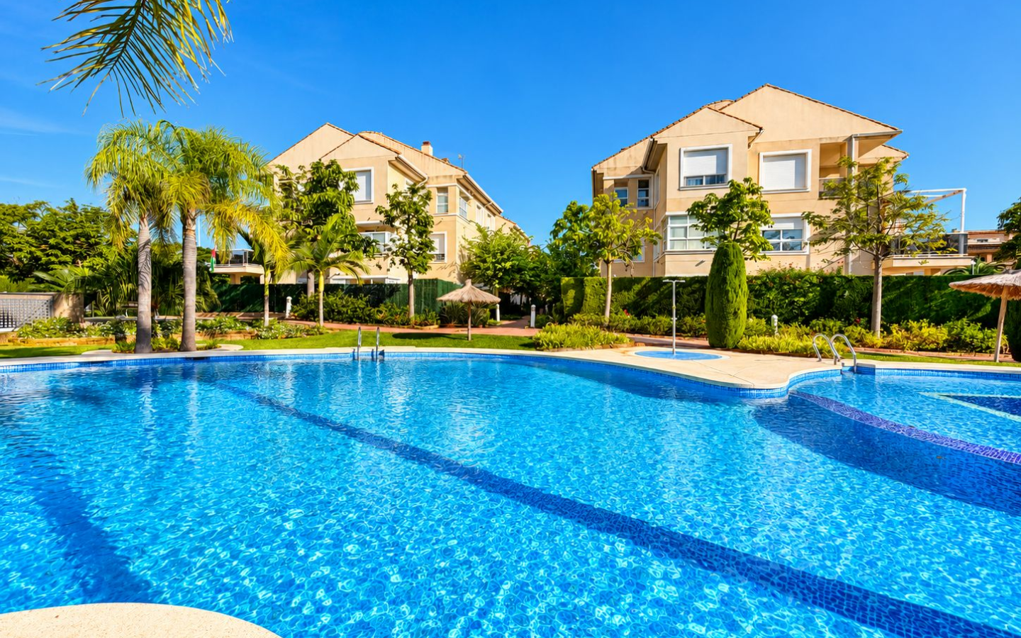 2-bedroom Apartment In Jávea, Spain (100 M²)