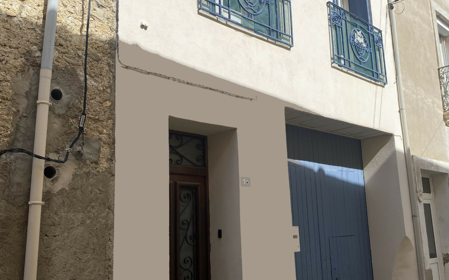 3-bedroom House In Saint Genies De Fontedit, France (100 M²)