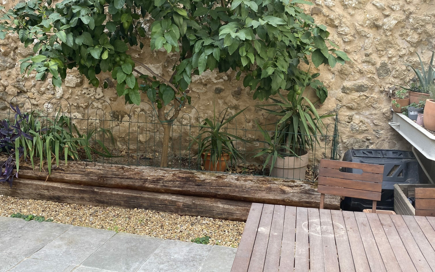 3-bedroom House In Saint Genies De Fontedit, France (100 M²)