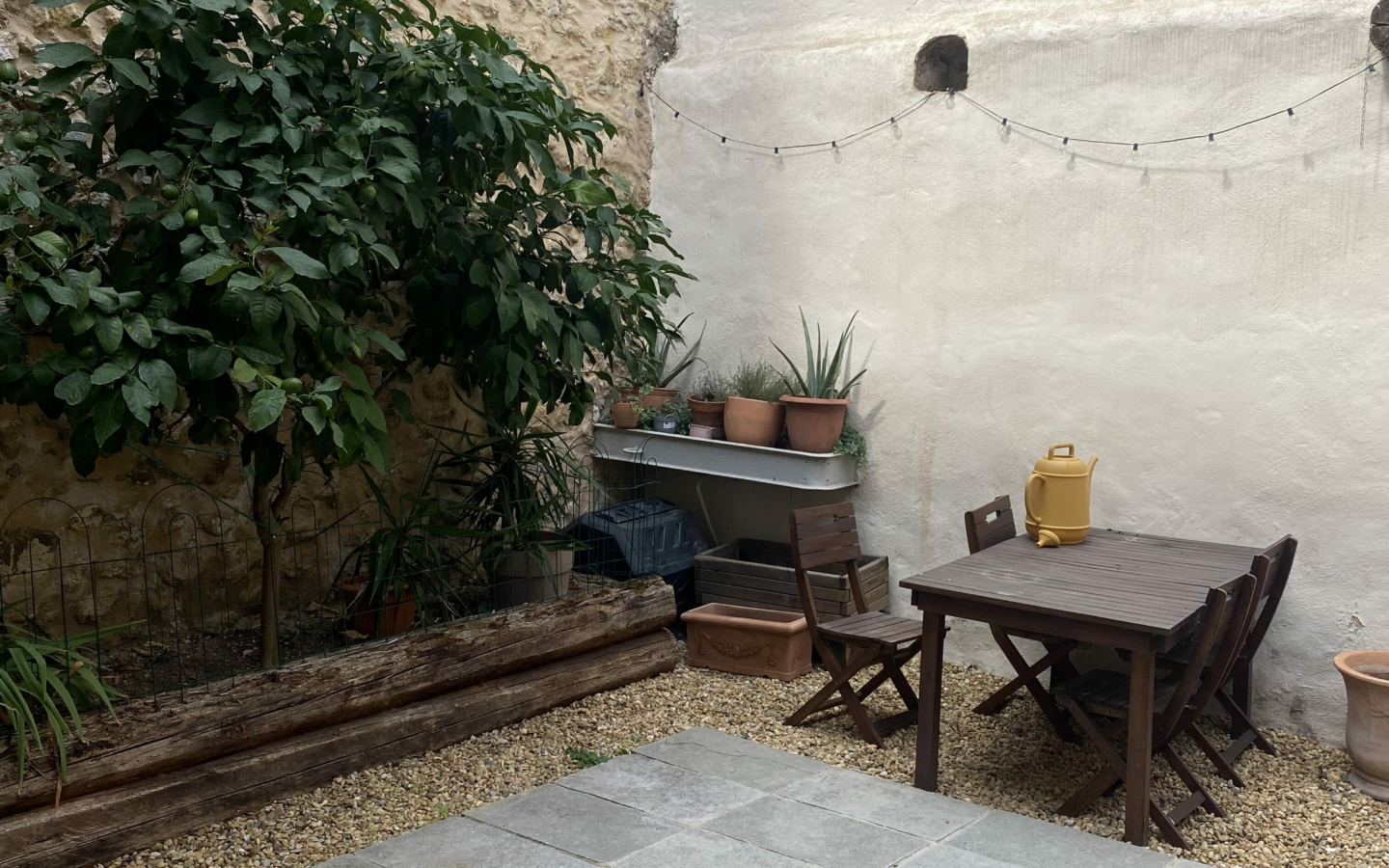 3-bedroom House In Saint Genies De Fontedit, France (100 M²)