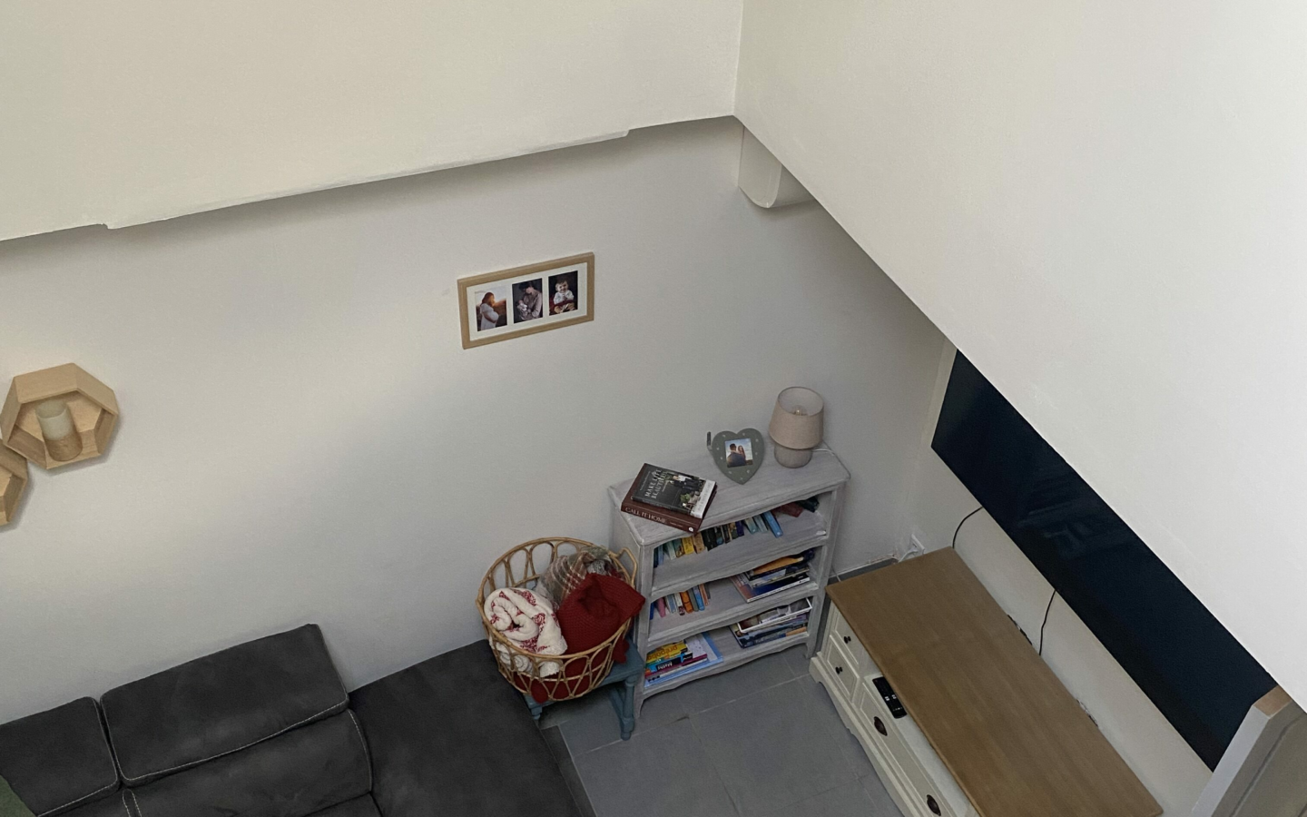 3-bedroom House In Saint Genies De Fontedit, France (100 M²)