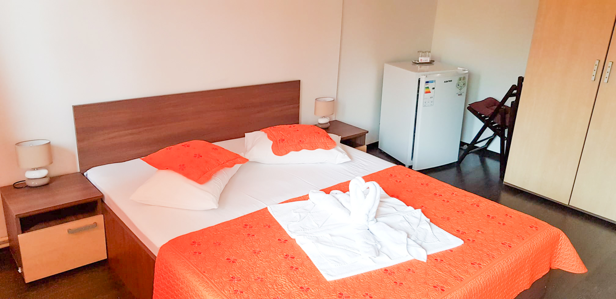 Investment Opportunity: 4-star Guesthouse For Sale (turnkey Business) In The Heart Of Bran
