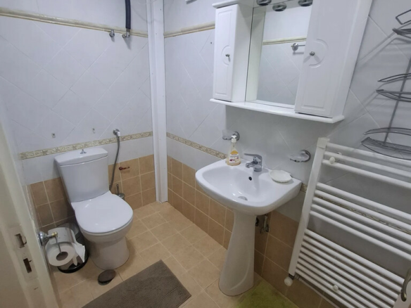 2-bedroom Detached House In Com. Skalas Oropou, Greece (165 M²)