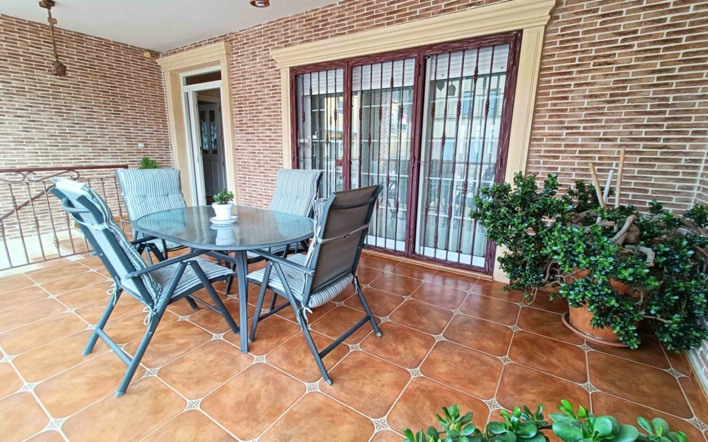 4-bedroom Townhouse In Hondón De Los Frailes, Spain (462 M²)