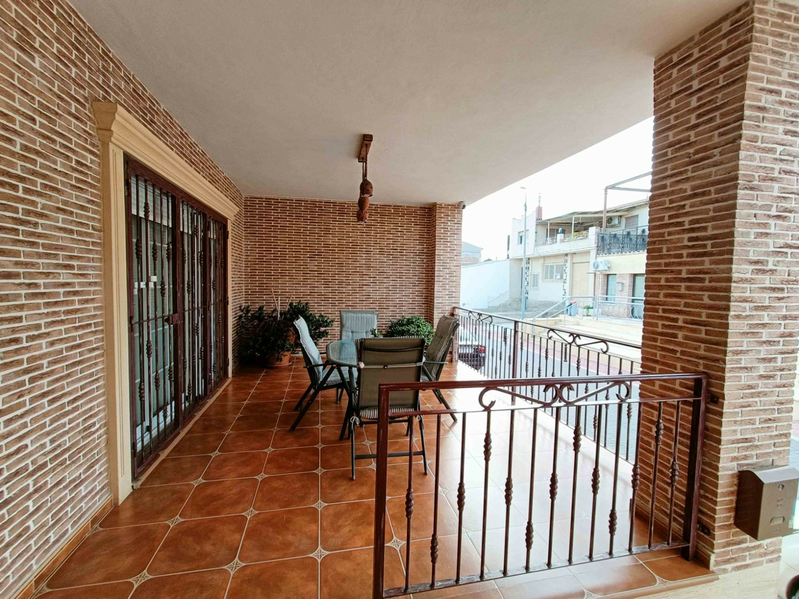 4-bedroom Townhouse In Hondón De Los Frailes, Spain (462 M²)