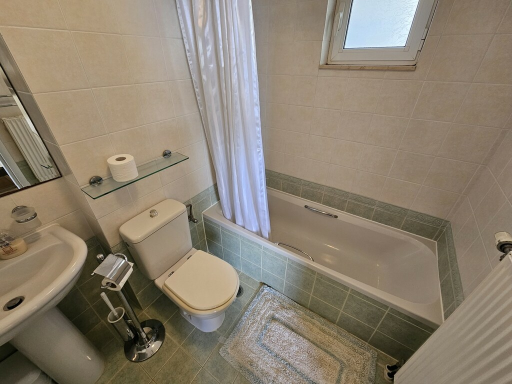 3-bedroom Villa In Agios Nikolaos, Greece (113 M²)