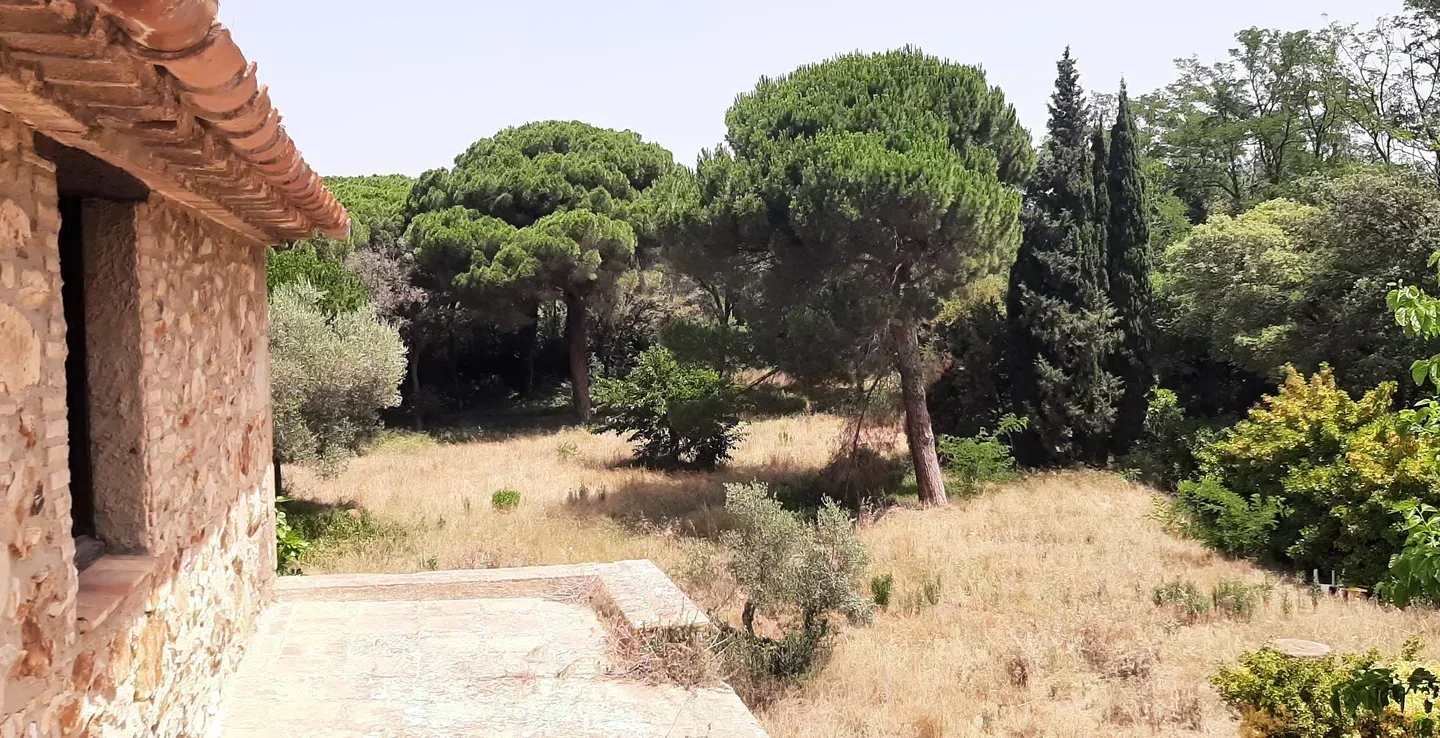 11-bedroom Countryhouse In Castell D’aro, Spain (1.141 M²)