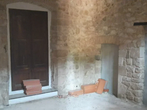11-bedroom Countryhouse In Castell D’aro, Spain (1.141 M²)