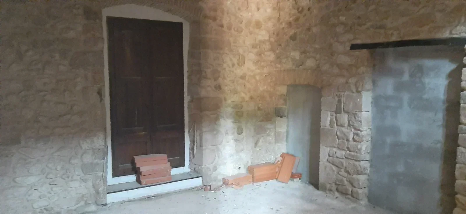 immogirona_asset_004627_picture_018_202_Llpkr8Z-e40647 11-bedroom Countryhouse In Castell D’aro, Spain (1.141 M²)