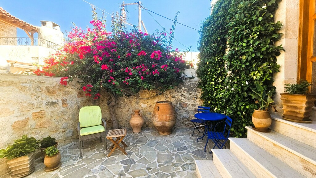 1-bedroom Maisonette In Chersonisos, Greece (89 M²)