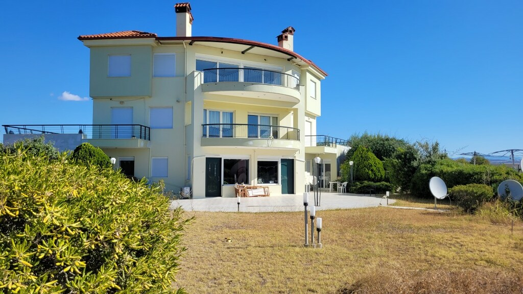 10-bedroom Detached House In Epanomi, Greece (480 M²)