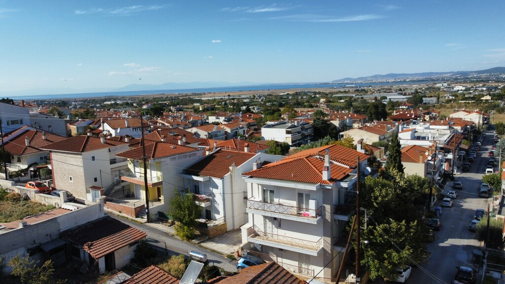 4-bedroom Maisonette In Thermi, Greece (118 M²)
