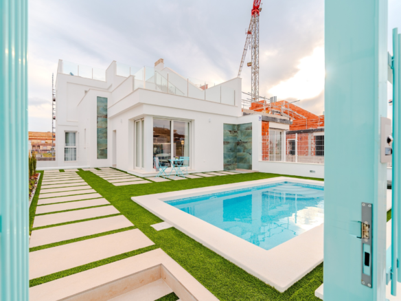 3-bedroom Villa In Los Alcázares, Spain (232 M²)