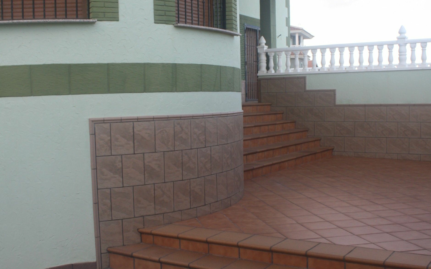 3-bedroom Villa In Torrevieja, Spain (319 M²)