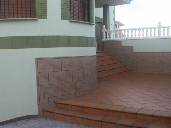3-bedroom Villa In Torrevieja, Spain (319 M²)