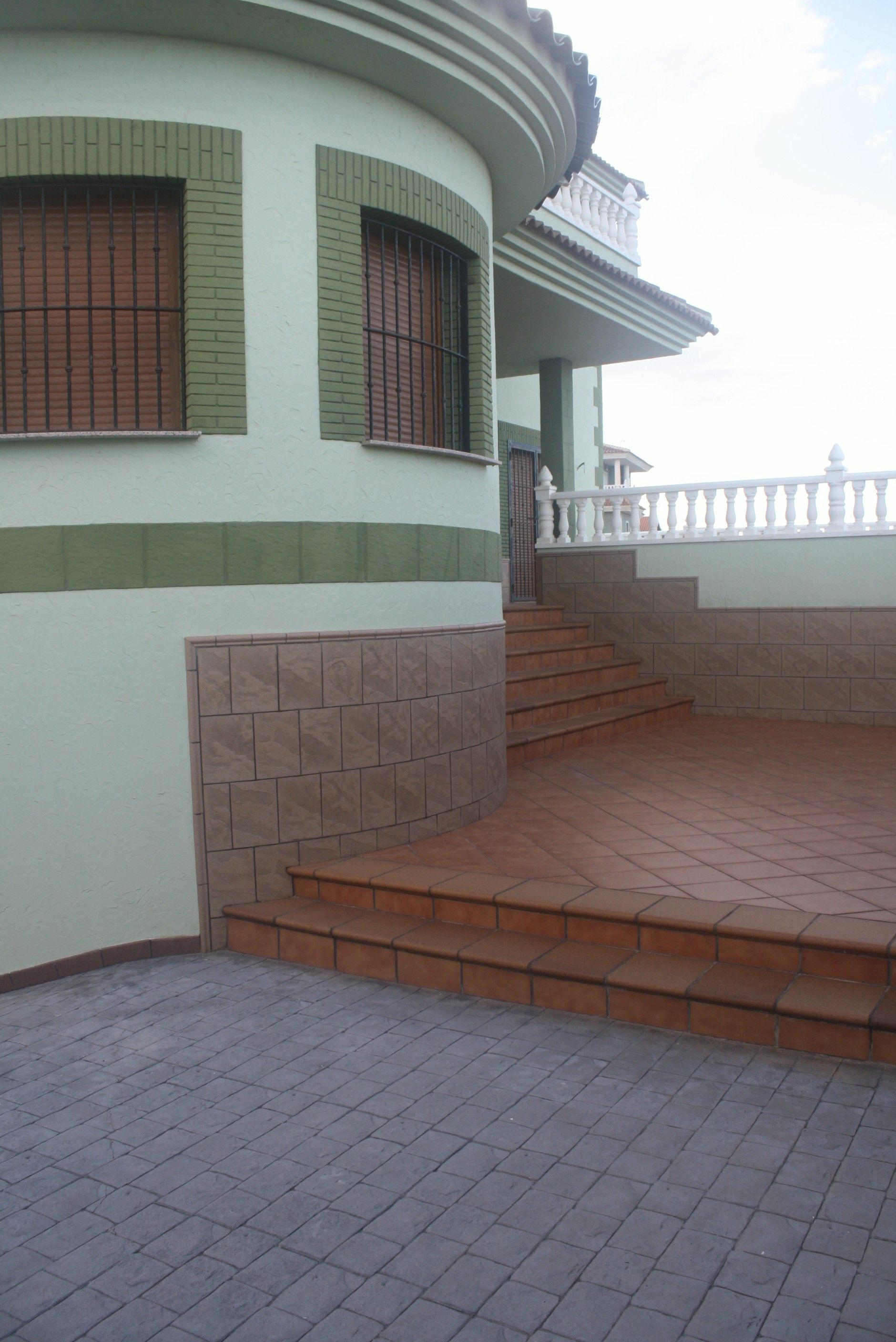 logo-ef7132 3-bedroom Villa In Torrevieja, Spain (319 M²)