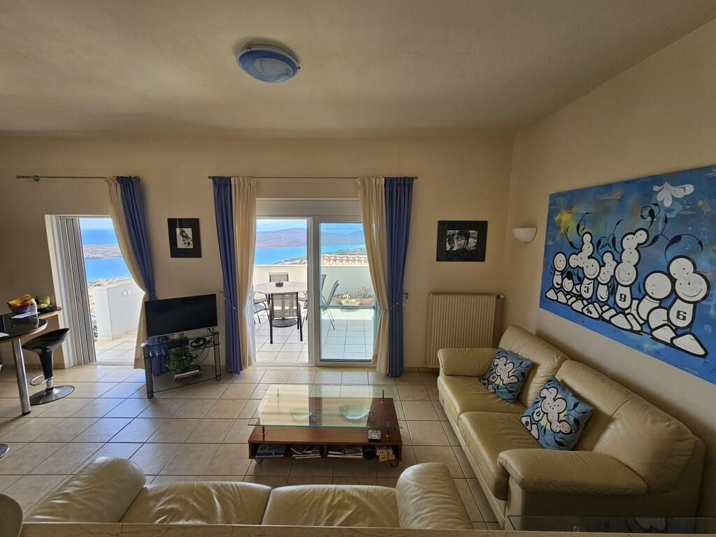 3-bedroom Villa In Agios Nikolaos, Greece (113 M²)