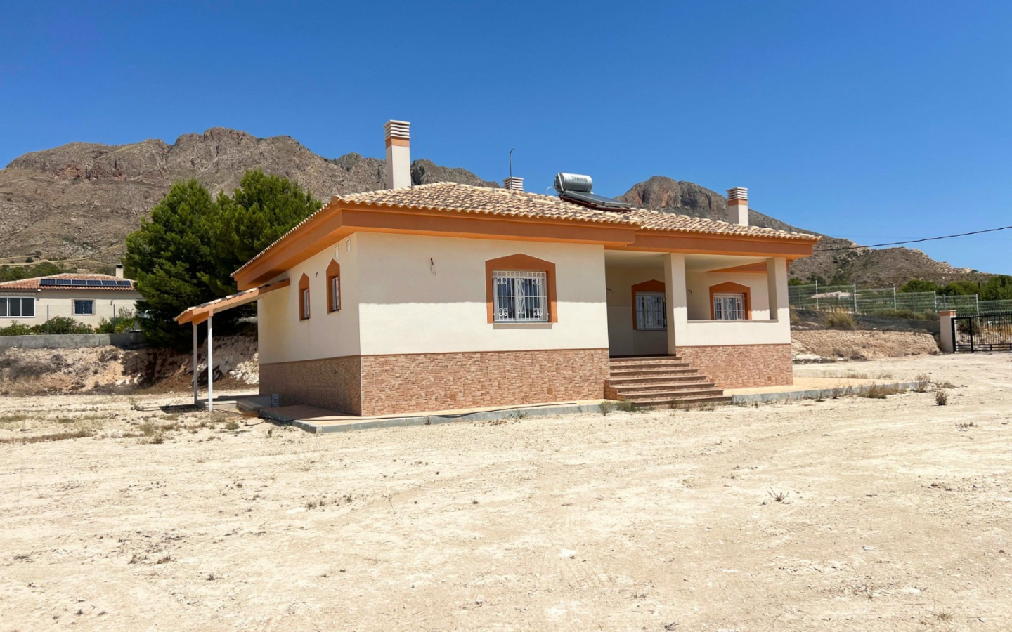 3-bedroom Detached Villa In Macisvenda, Spain (130 M²)