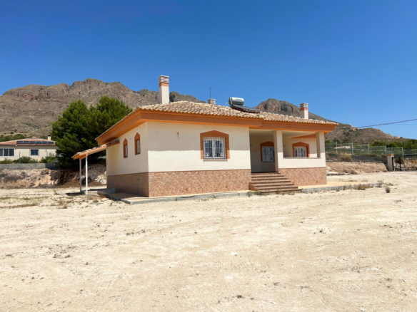 3-bedroom Detached Villa In Macisvenda, Spain (130 M²)