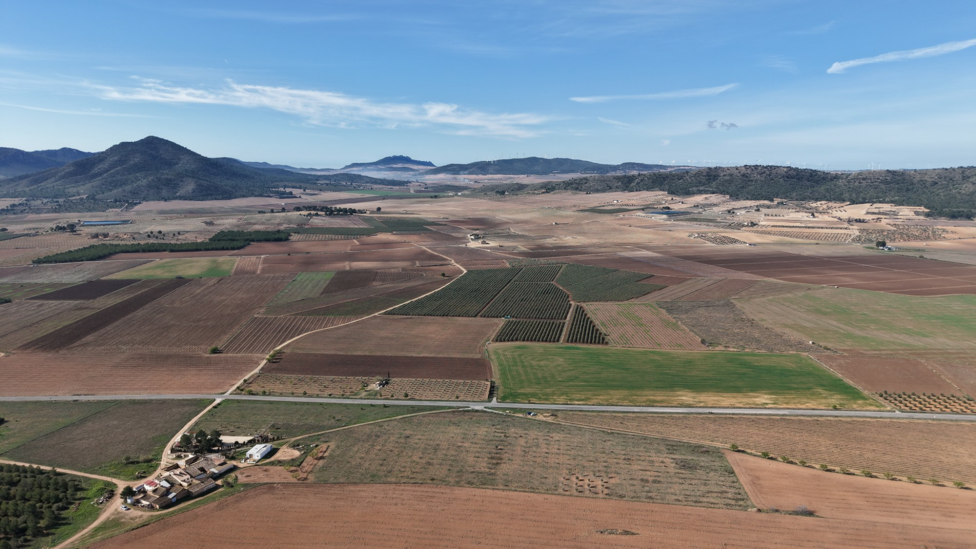 Land In Yecla, Spain (29.940 M² Plot)