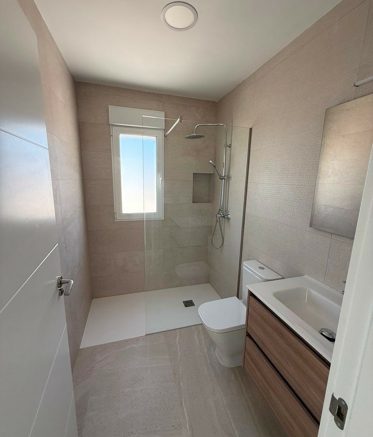 3-bedroom Detached Villa In Pinoso, Spain (150 M²)