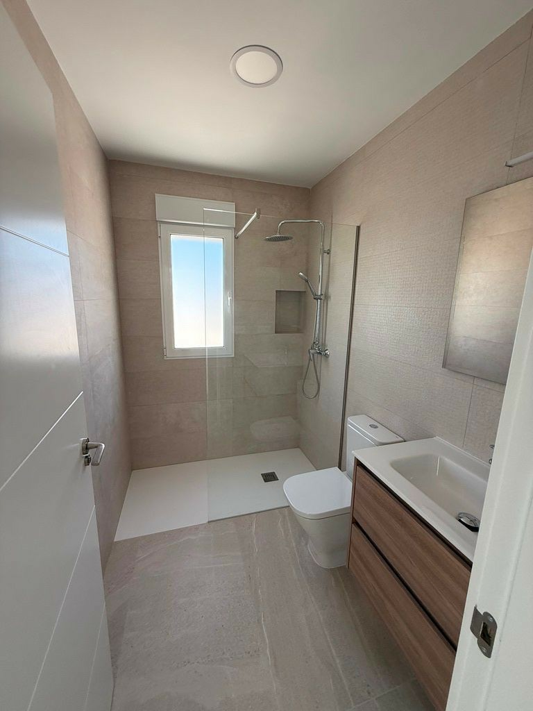 3-bedroom Detached Villa In Pinoso, Spain (150 M²)
