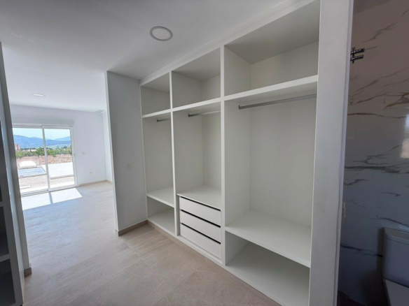 3-bedroom Detached Villa In Pinoso, Spain (150 M²)