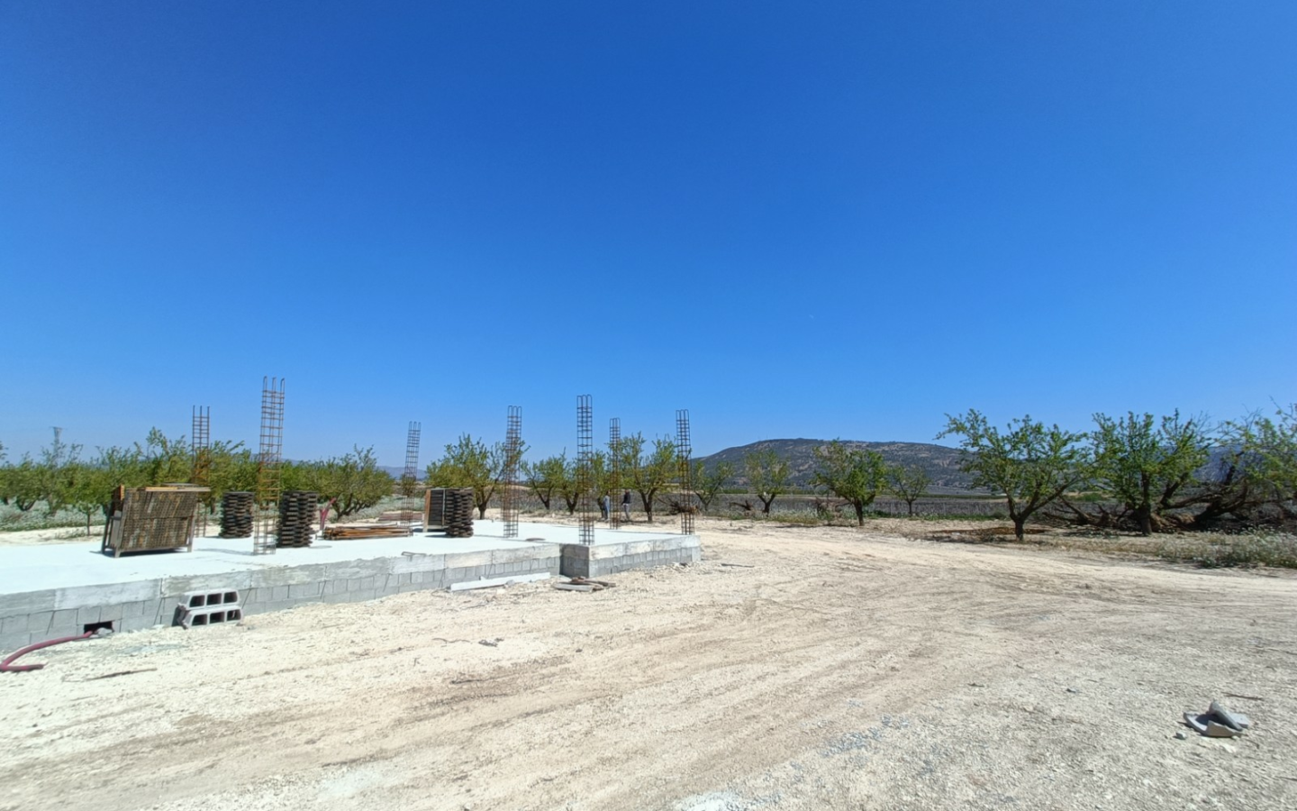 3-bedroom Detached Villa In Pinoso, Spain (150 M²)