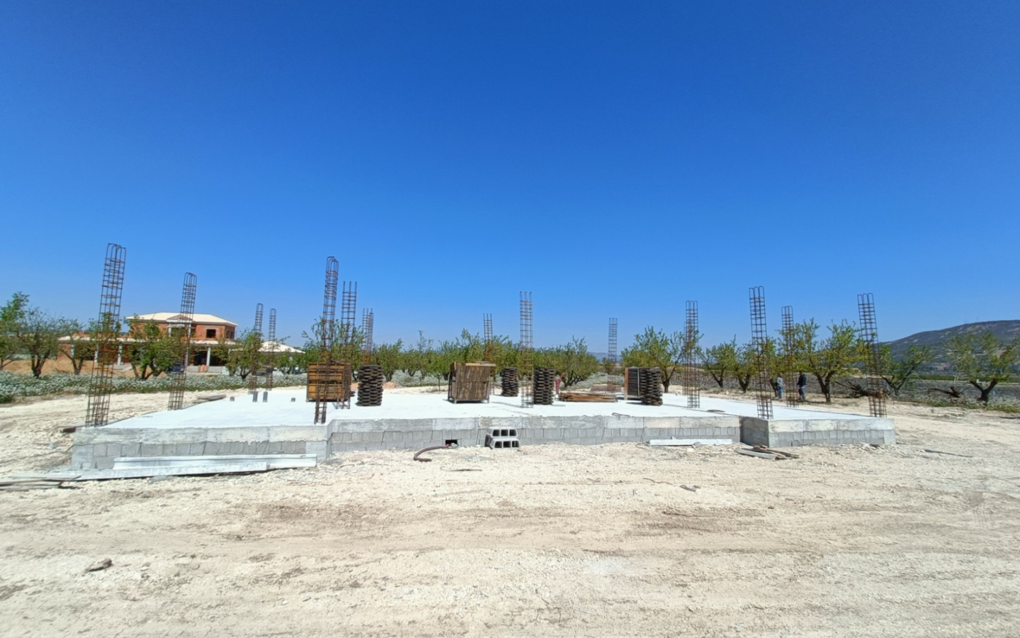 3-bedroom Detached Villa In Pinoso, Spain (150 M²)