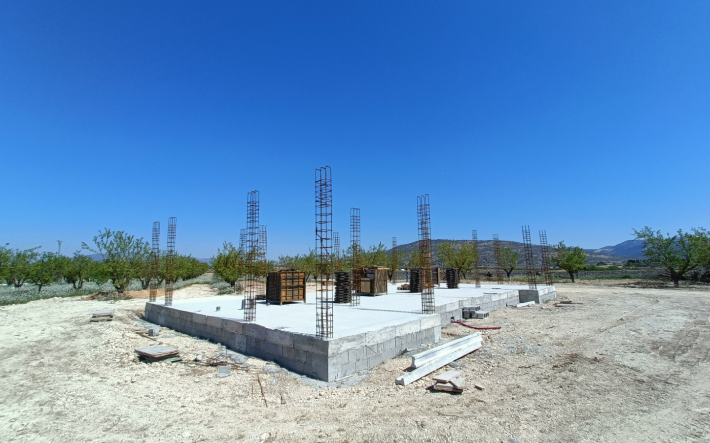 3-bedroom Detached Villa In Pinoso, Spain (150 M²)