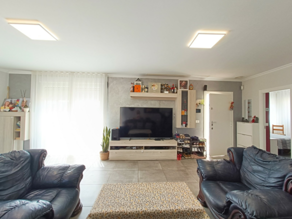 4-bedroom Detached Villa In Pinoso, Spain (160 M²)