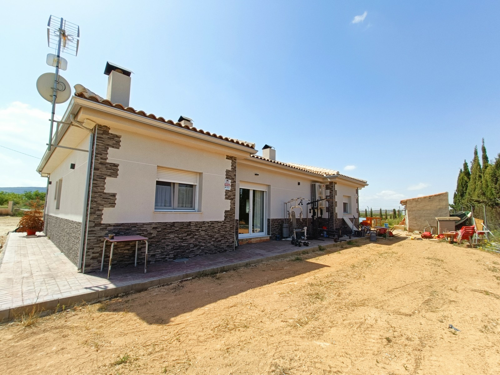 4-bedroom Detached Villa In Pinoso, Spain (160 M²)