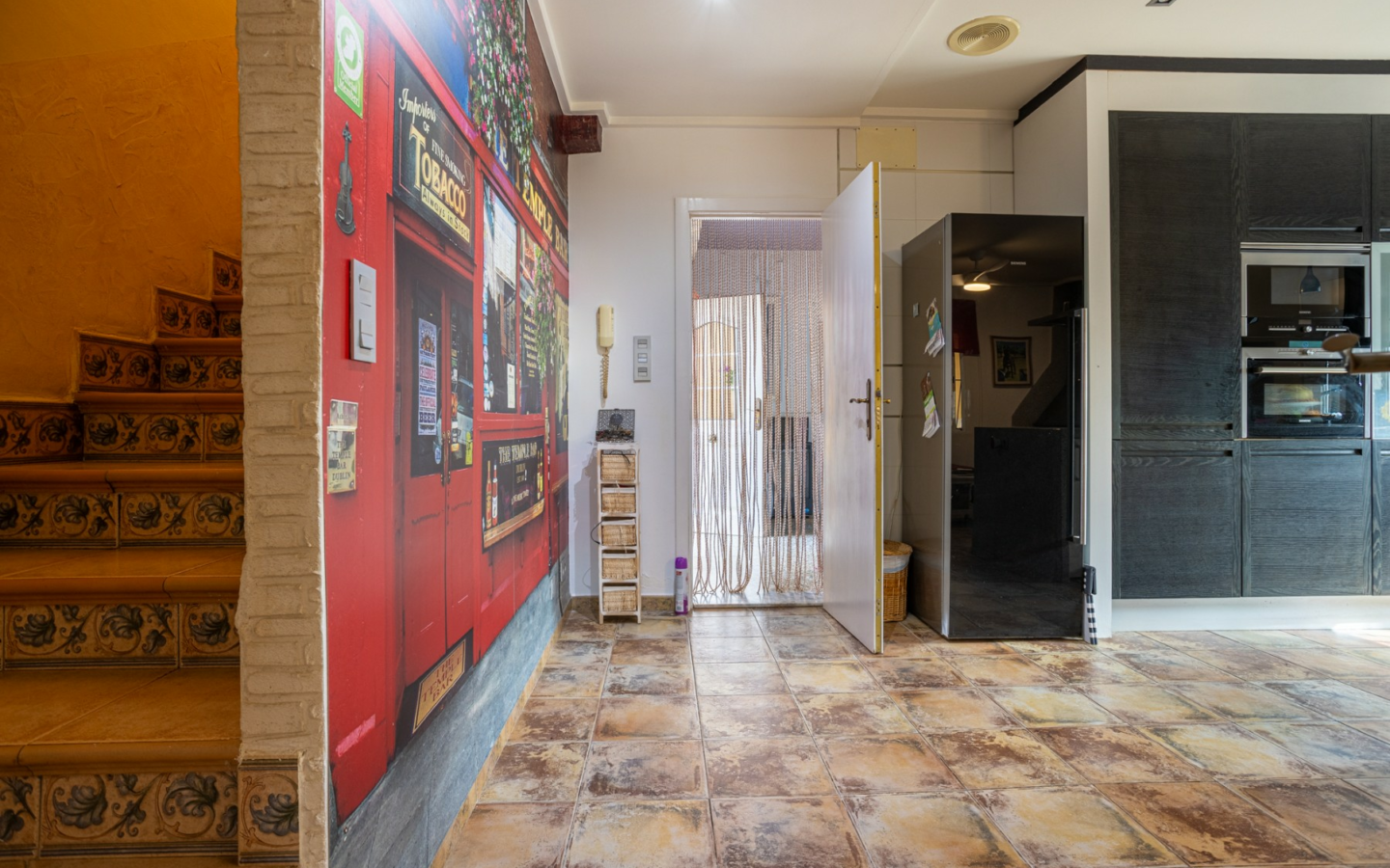 5-bedroom Detached Villa In Elche, Spain (199 M²)