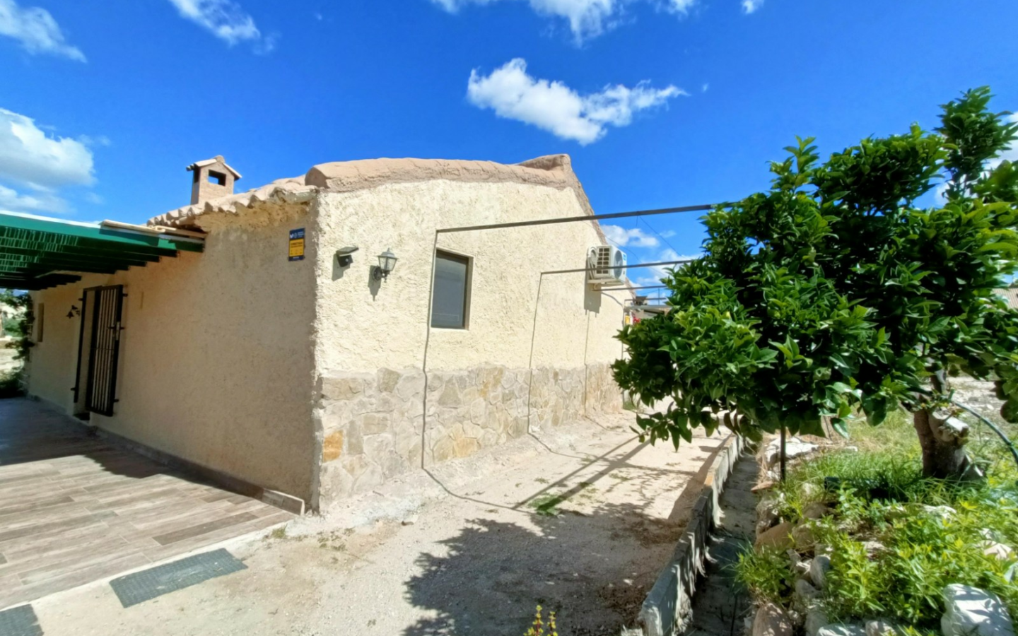 3-bedroom Detached Villa In Abanilla, Spain (100 M²)