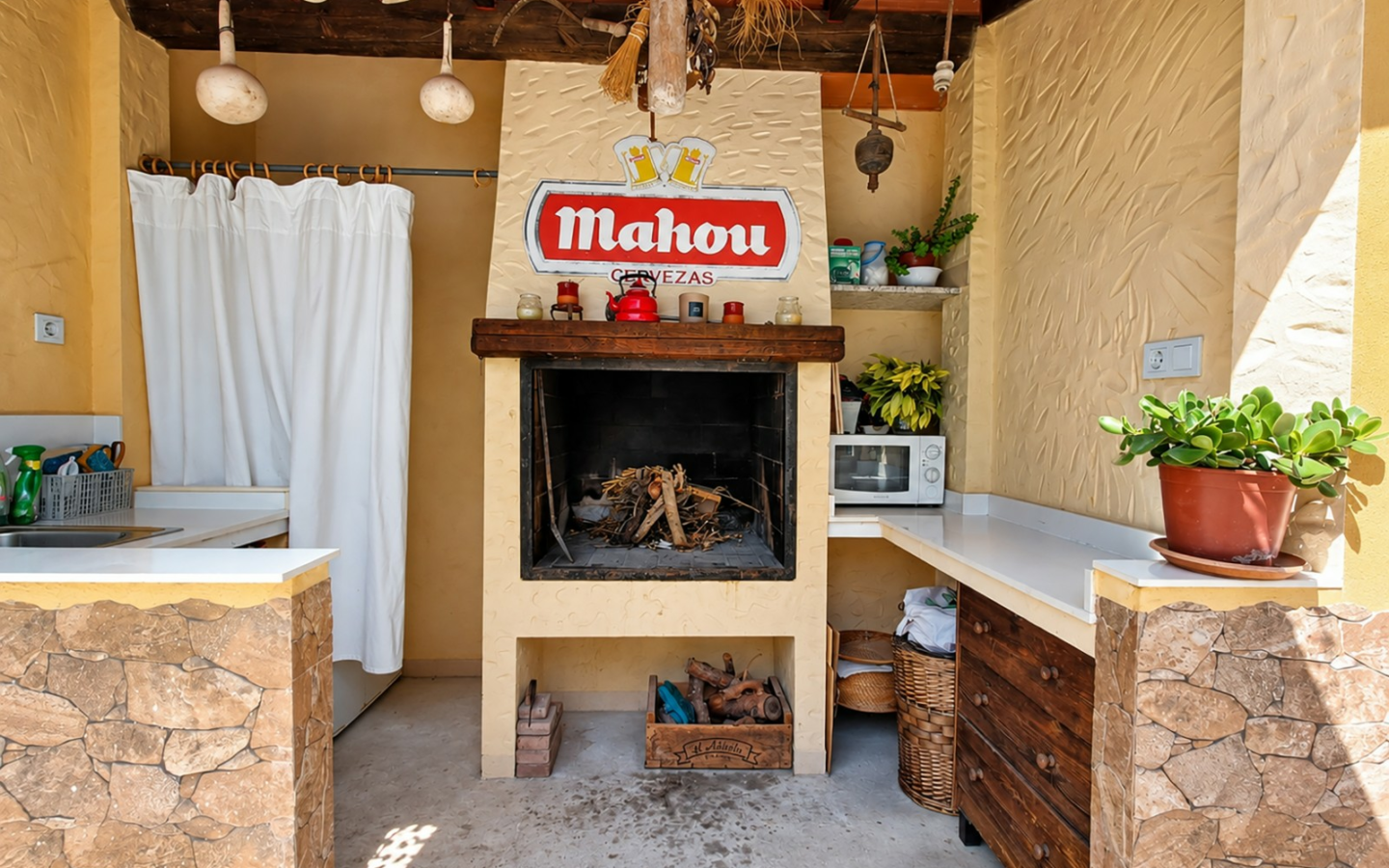 3-bedroom Detached Villa In Hondón De Los Frailes, Spain (154 M²)