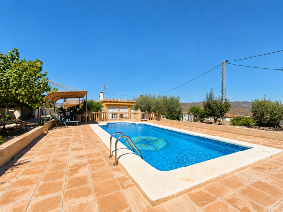 3-bedroom Detached Villa In Hondón De Los Frailes, Spain (154 M²)