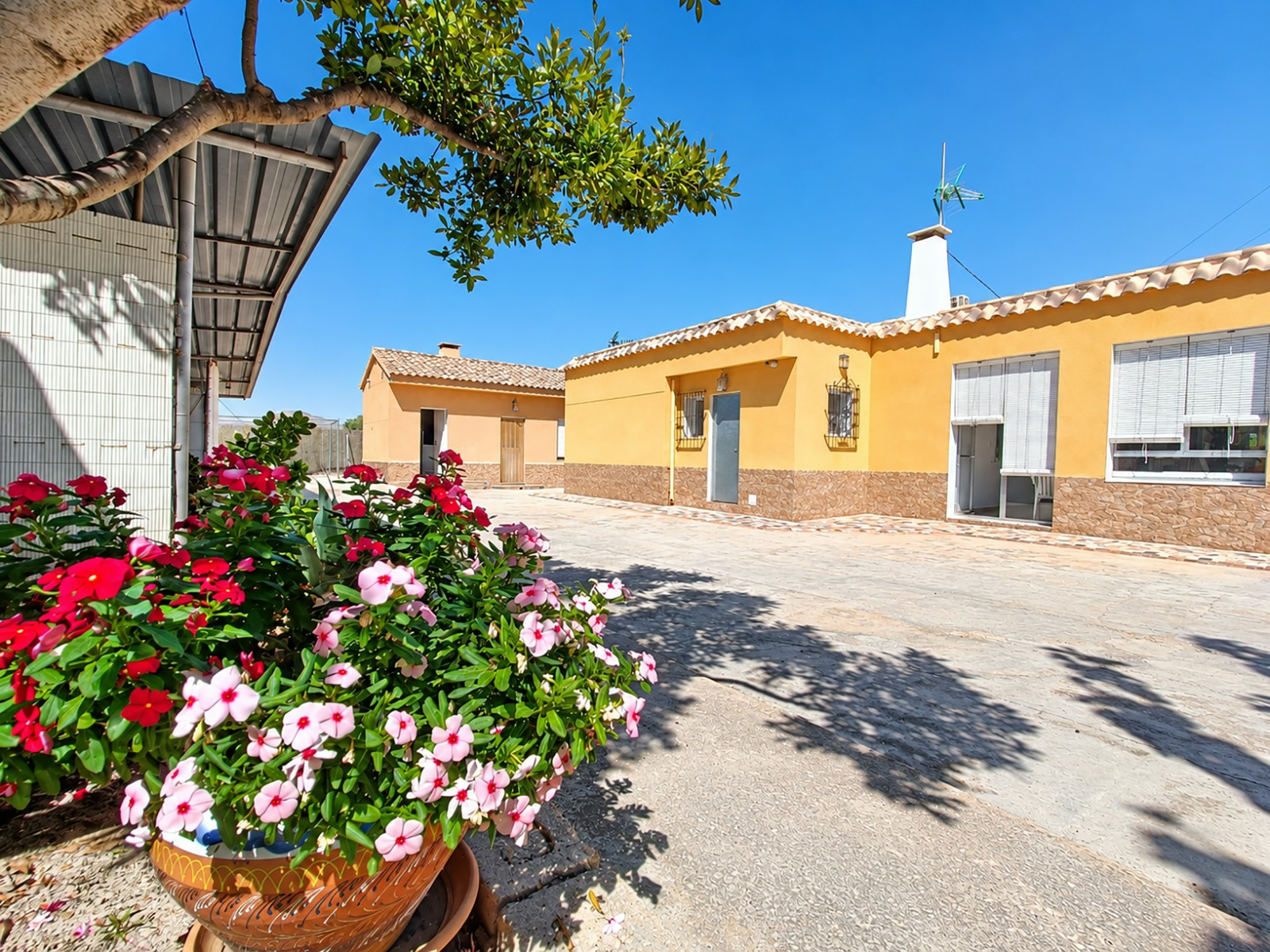 o_1k34fdvlvlmm8ib5th14gvs8d3d-0c143a 3-bedroom Detached Villa In Hondón De Los Frailes, Spain (154 M²)