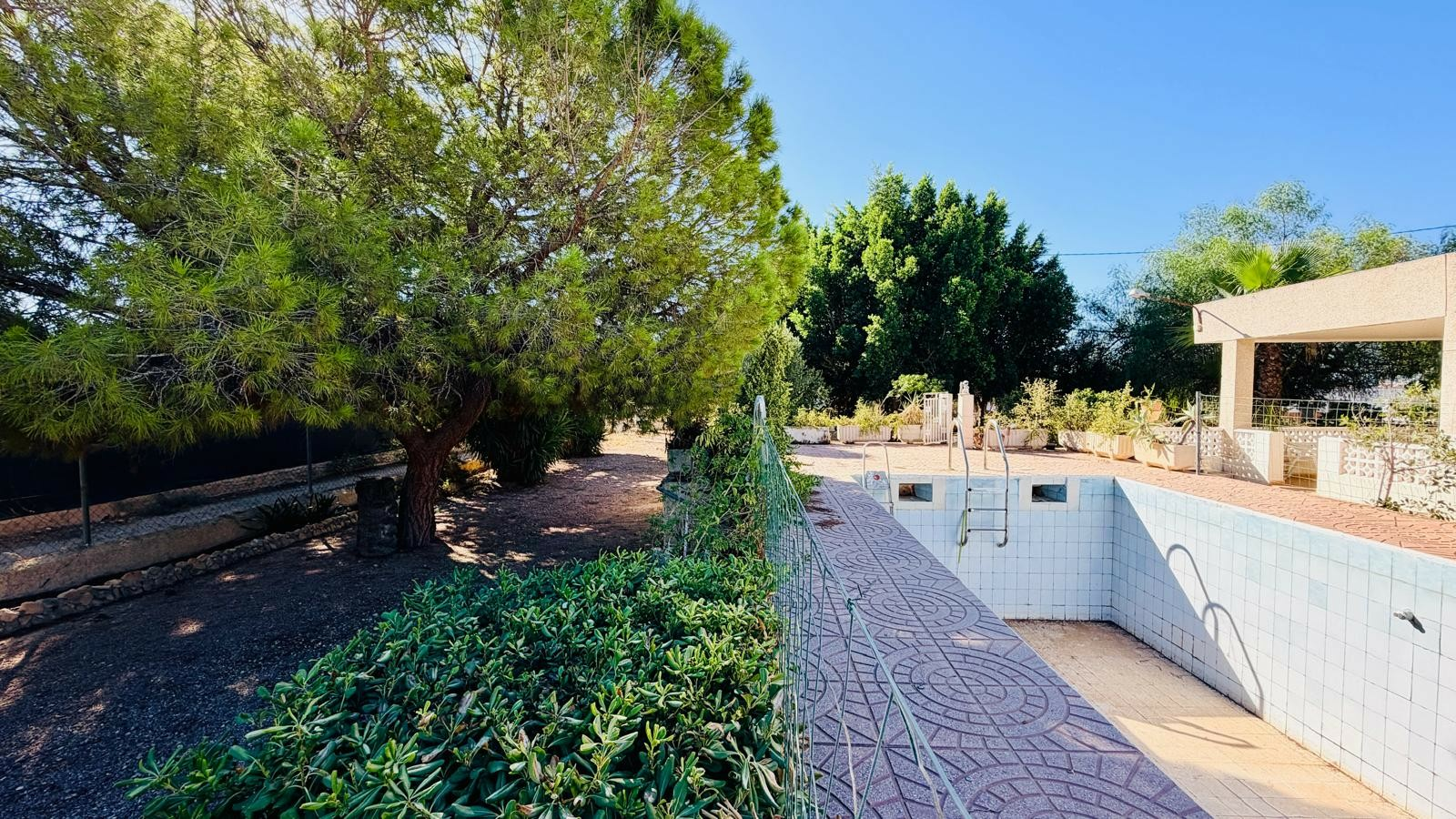 4-bedroom Detached Villa In Crevillente, Spain (267 M²)