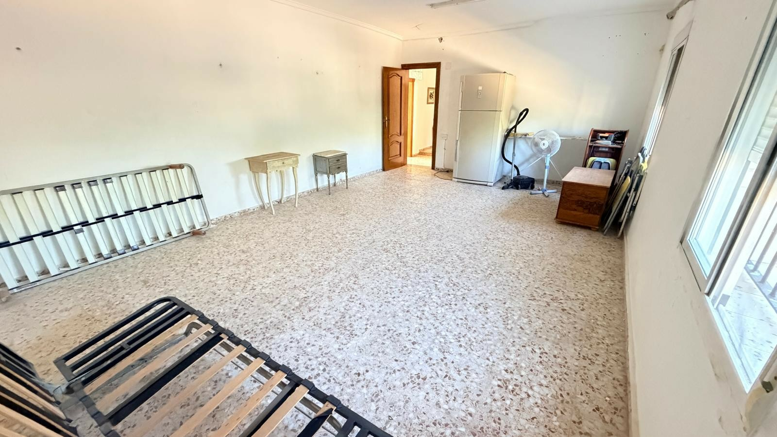 4-bedroom Detached Villa In Crevillente, Spain (267 M²)