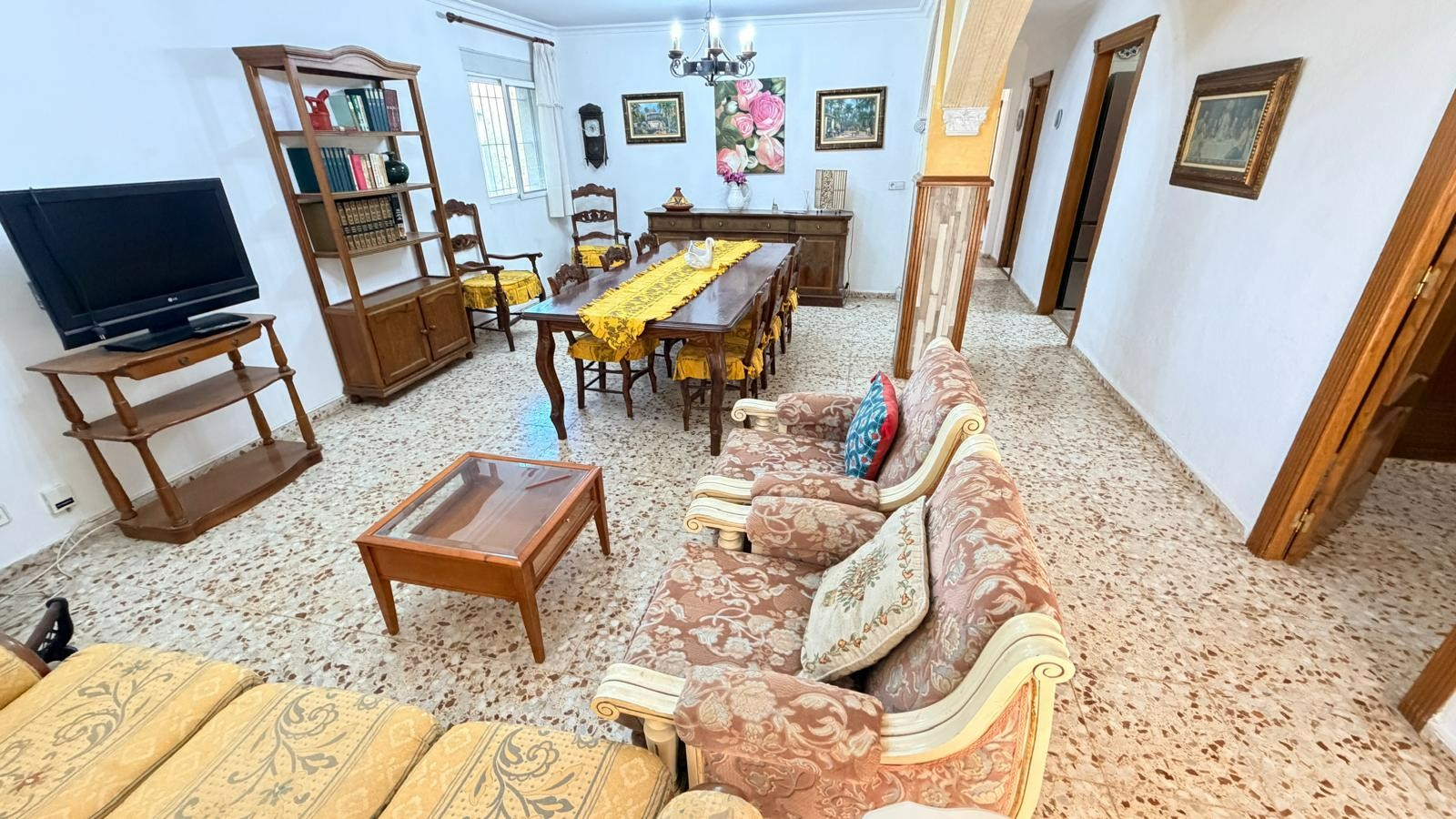 4-bedroom Detached Villa In Crevillente, Spain (267 M²)