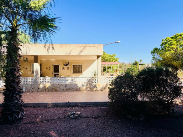 4-bedroom Detached Villa In Crevillente, Spain (267 M²)