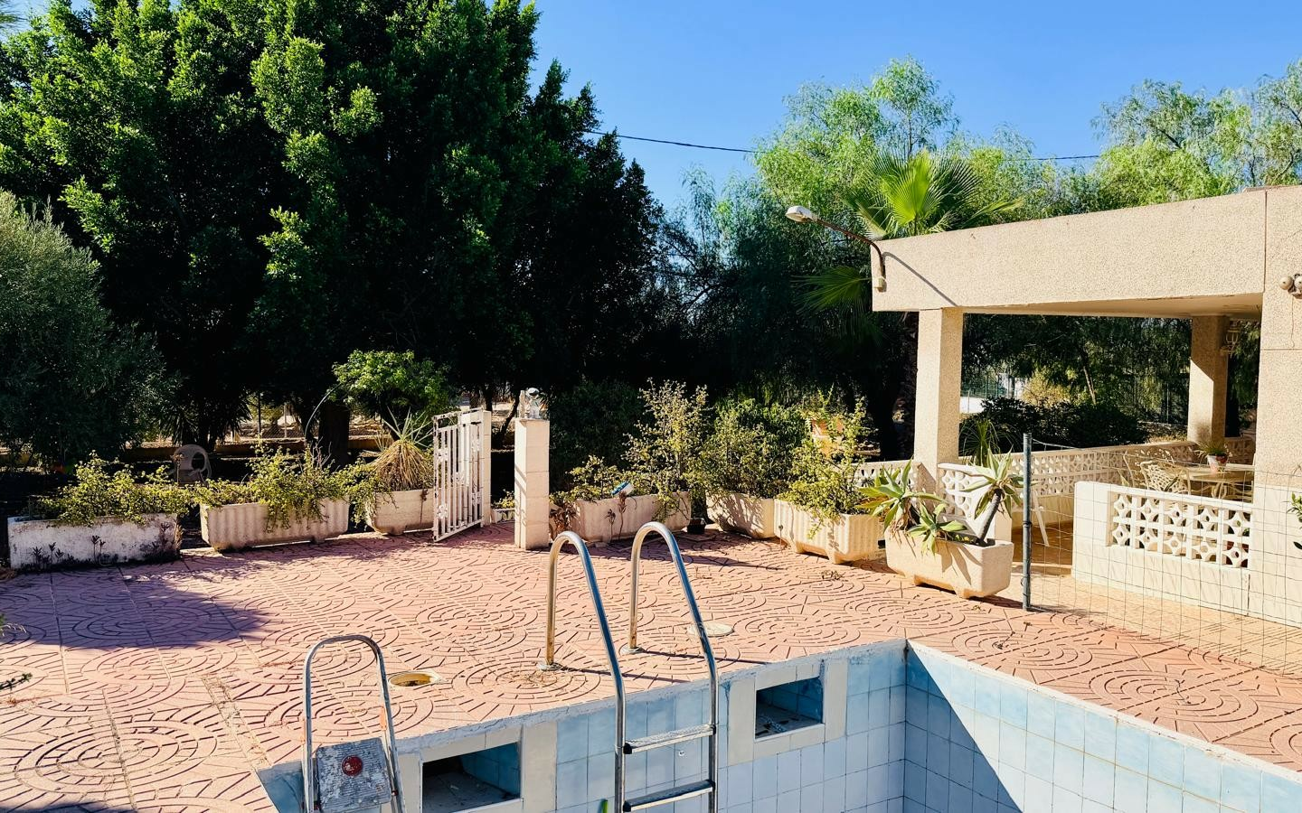 4-bedroom Detached Villa In Crevillente, Spain (267 M²)